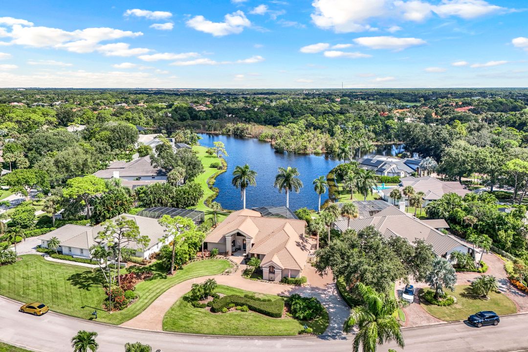 3709 Woodlake Dr, Bonita Springs, FL 34134