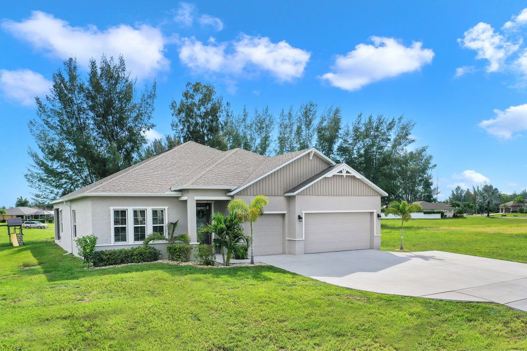 3514 Ceitus Pkwy, Cape Coral, FL 33991