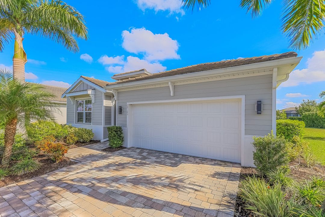 28185 Seasons Tide Ave, Bonita Springs, FL 34135