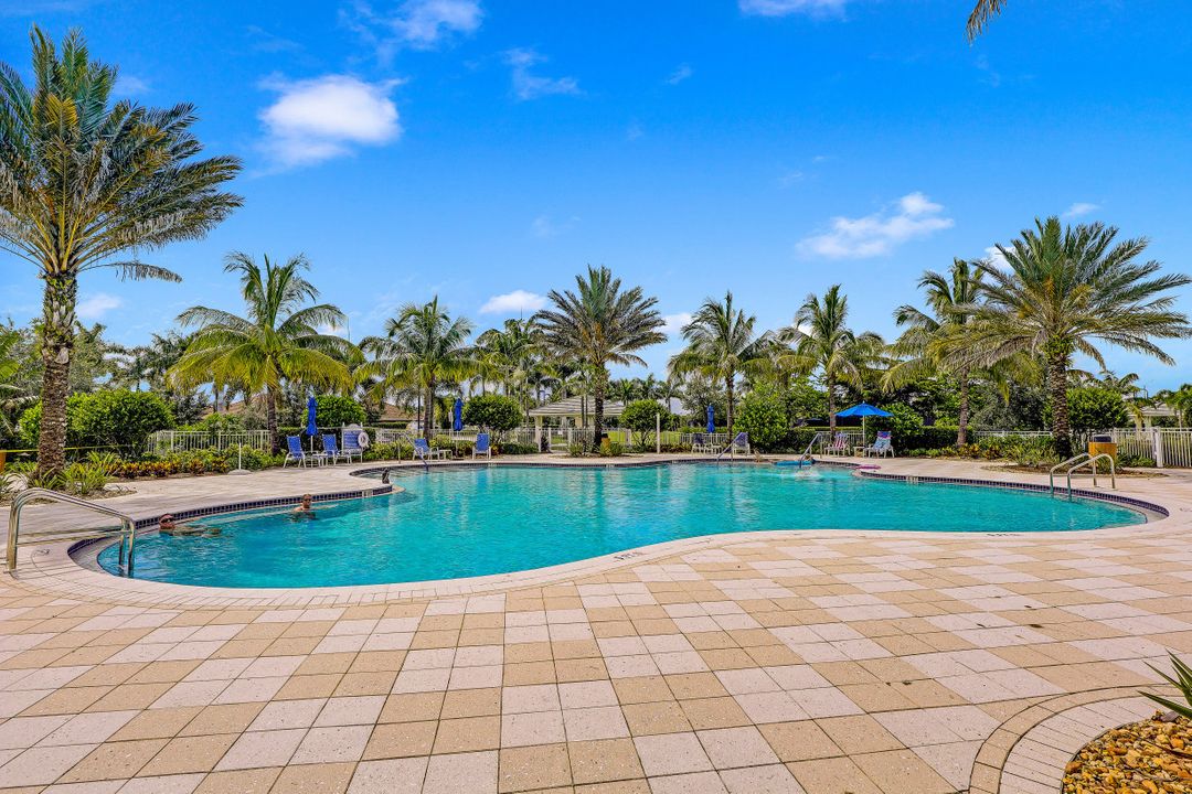 4596 Waterscape Ln, Fort Myers, FL 33966