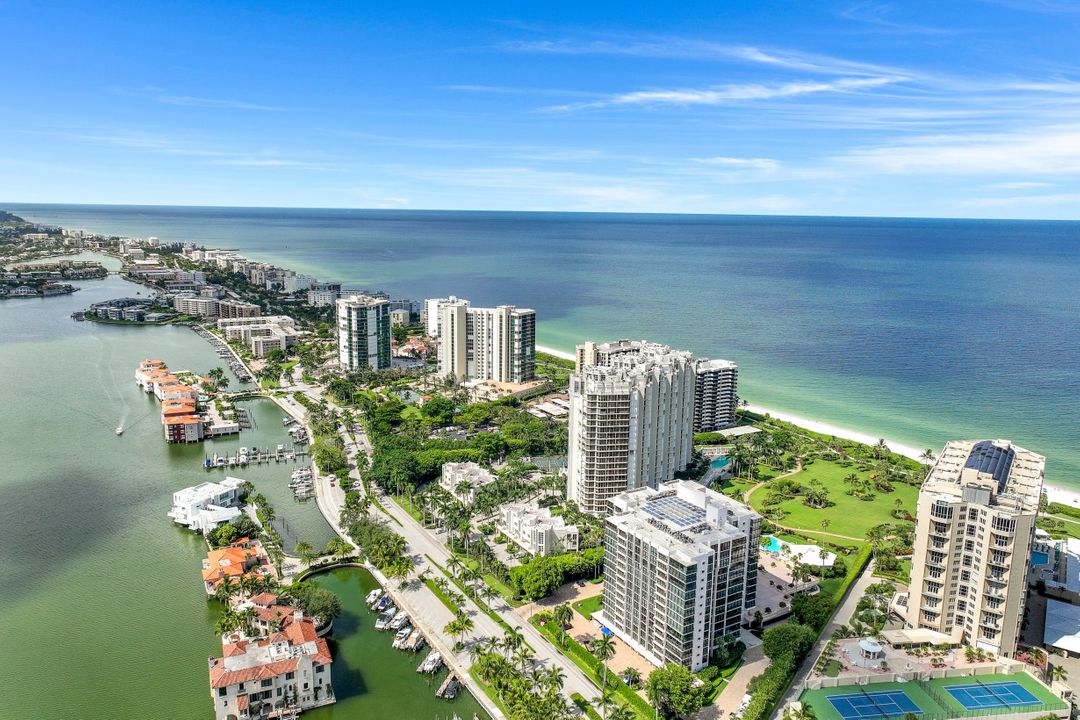 4021 Gulf Shore Blvd N  #203, Naples, FL 34103