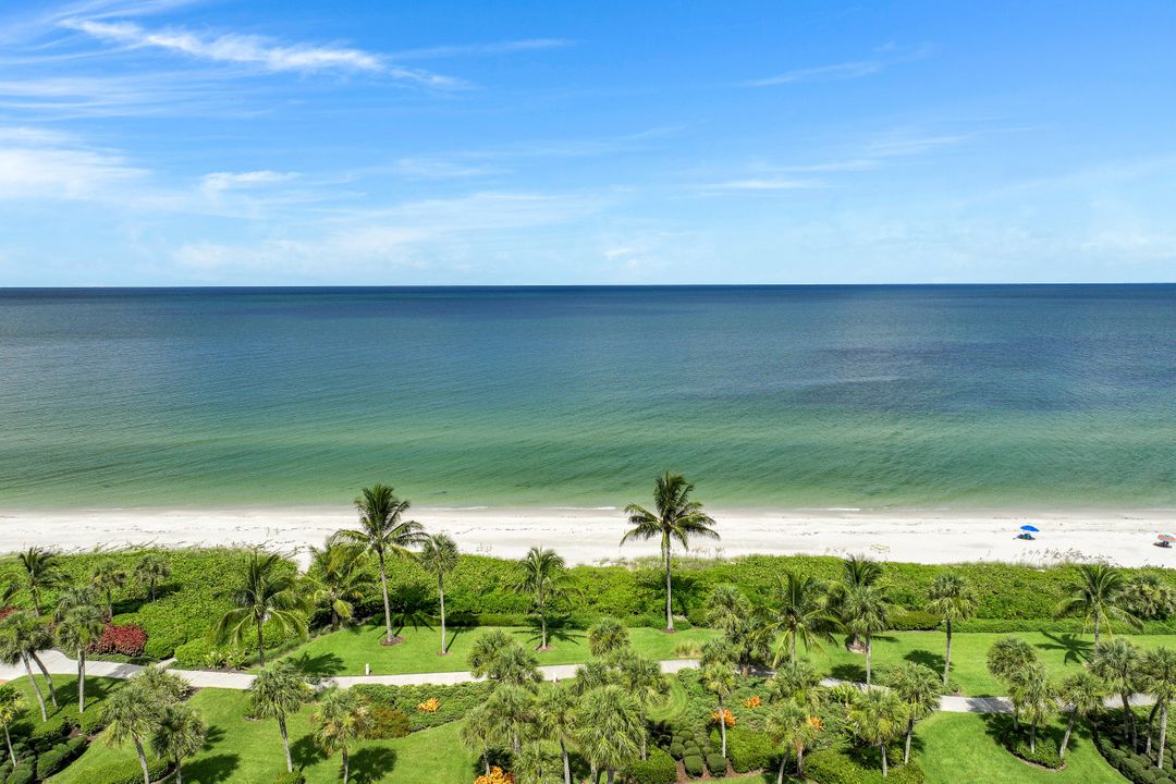 4021 Gulf Shore Blvd N  #203, Naples, FL 34103