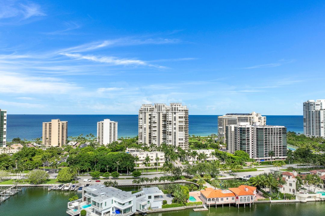 4021 Gulf Shore Blvd N  #203, Naples, FL 34103