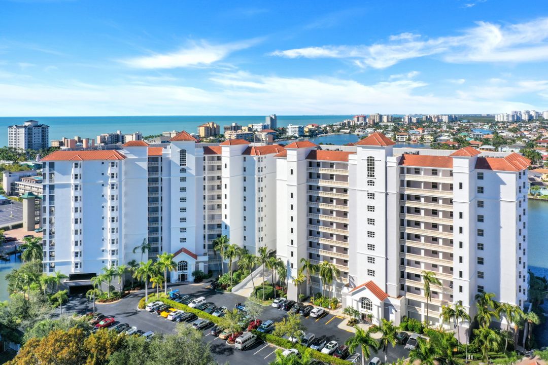 400 Flagship Dr #602, Naples, FL 34108