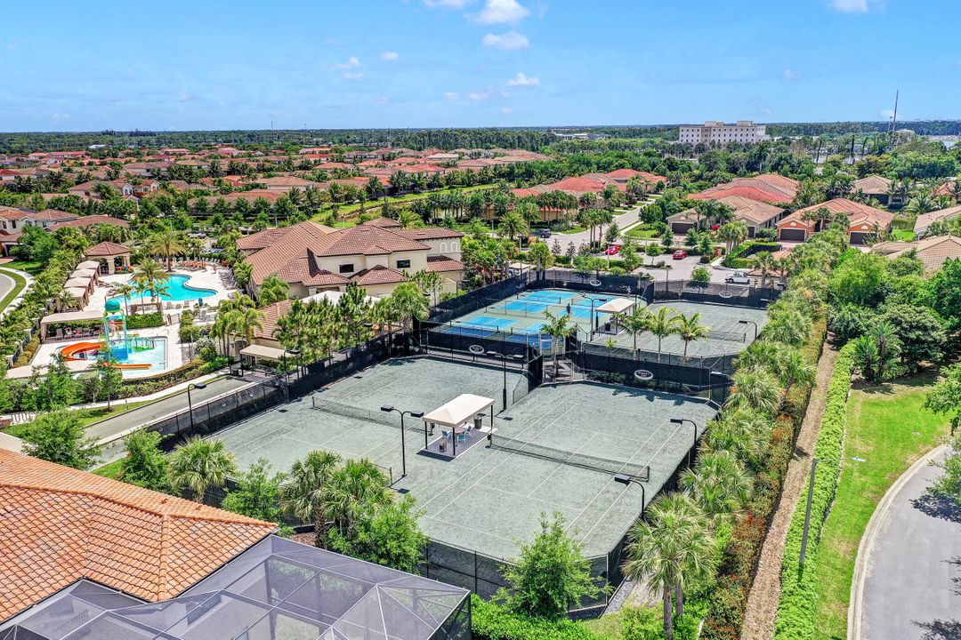 6526 Monterey Point #101, Naples, FL 34105