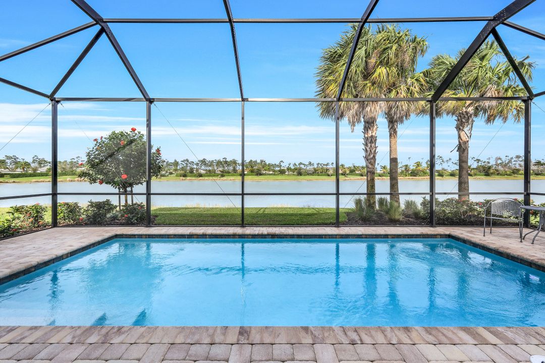 19200 Aqua Shore Dr, Fort Myers, FL 33913