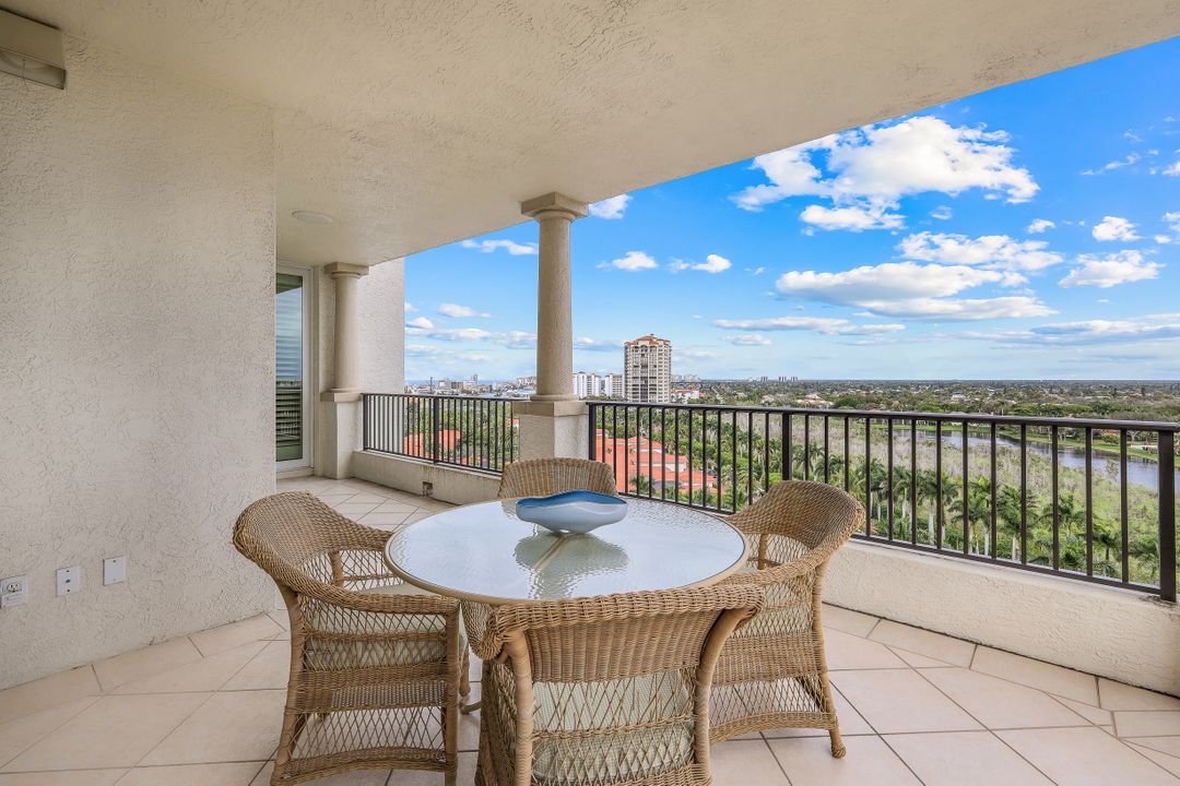 8960 Bay Colony Dr  #1101, Naples, FL 34108