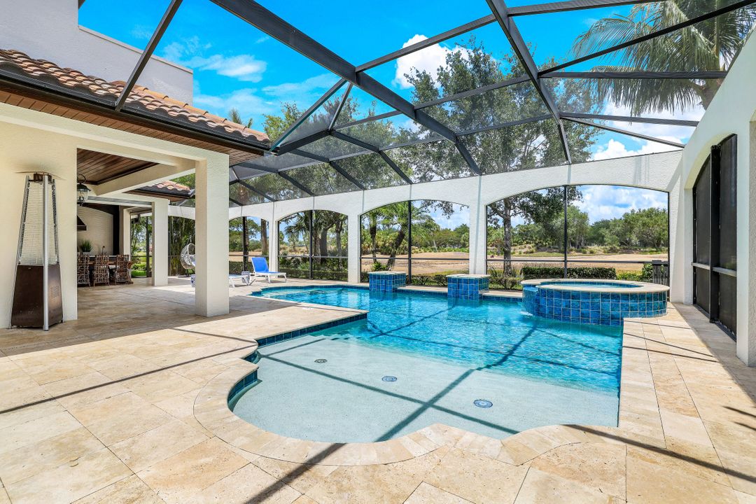 3301 Runaway Ln, Naples, FL 34114