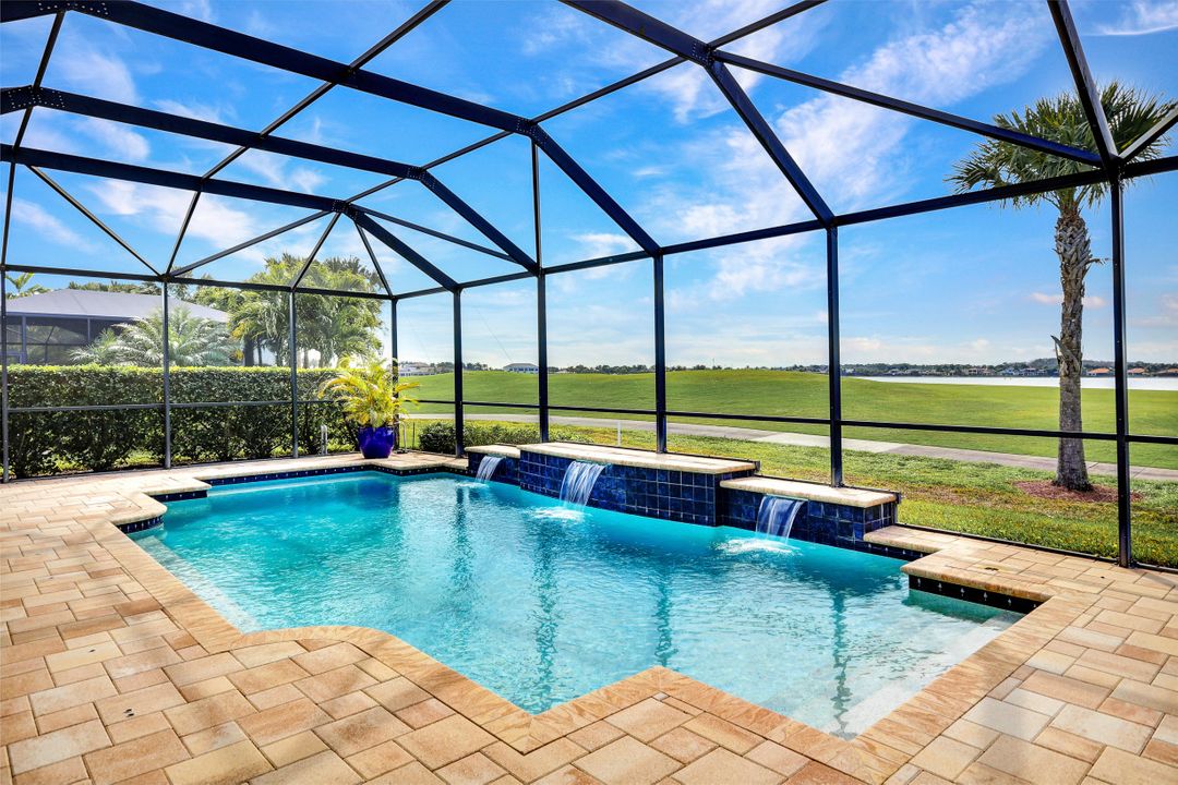 8993 Quarry Dr, Naples, FL 34120