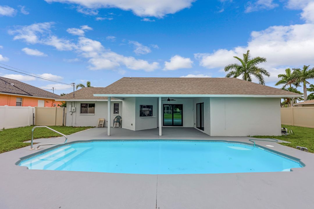 169 SE 22nd St, Cape Coral, FL 33990