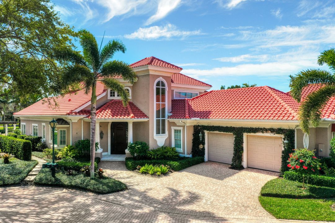 7100 Verde Way, Naples, FL 34108