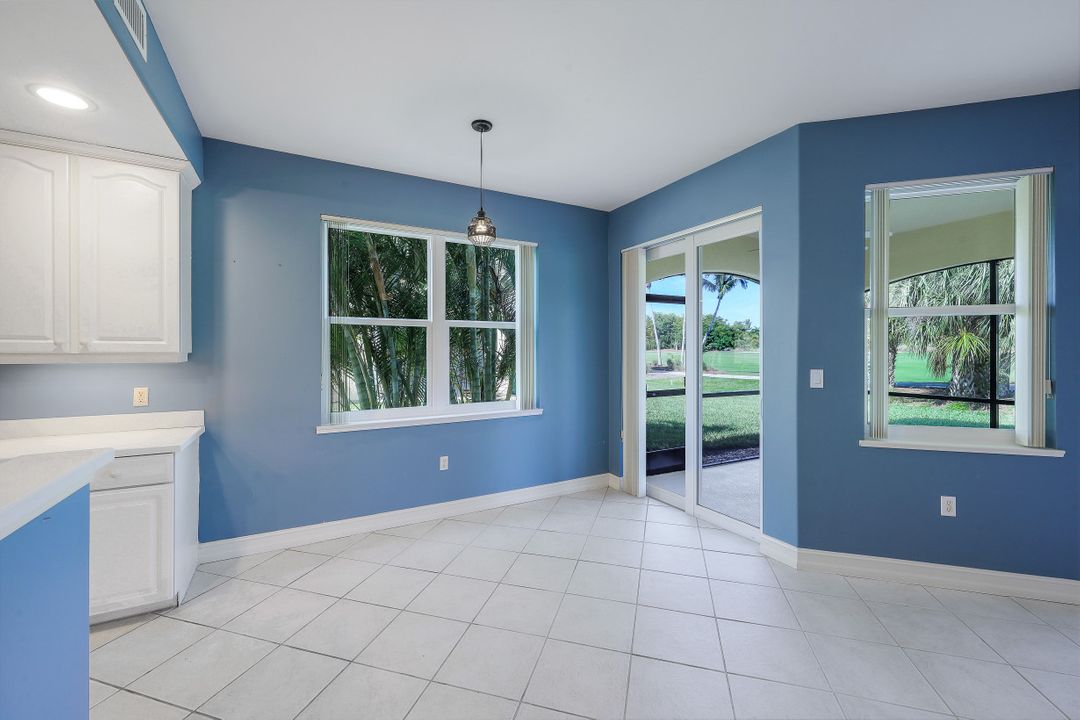 1282 Rialto Way #101, Naples, FL 34114