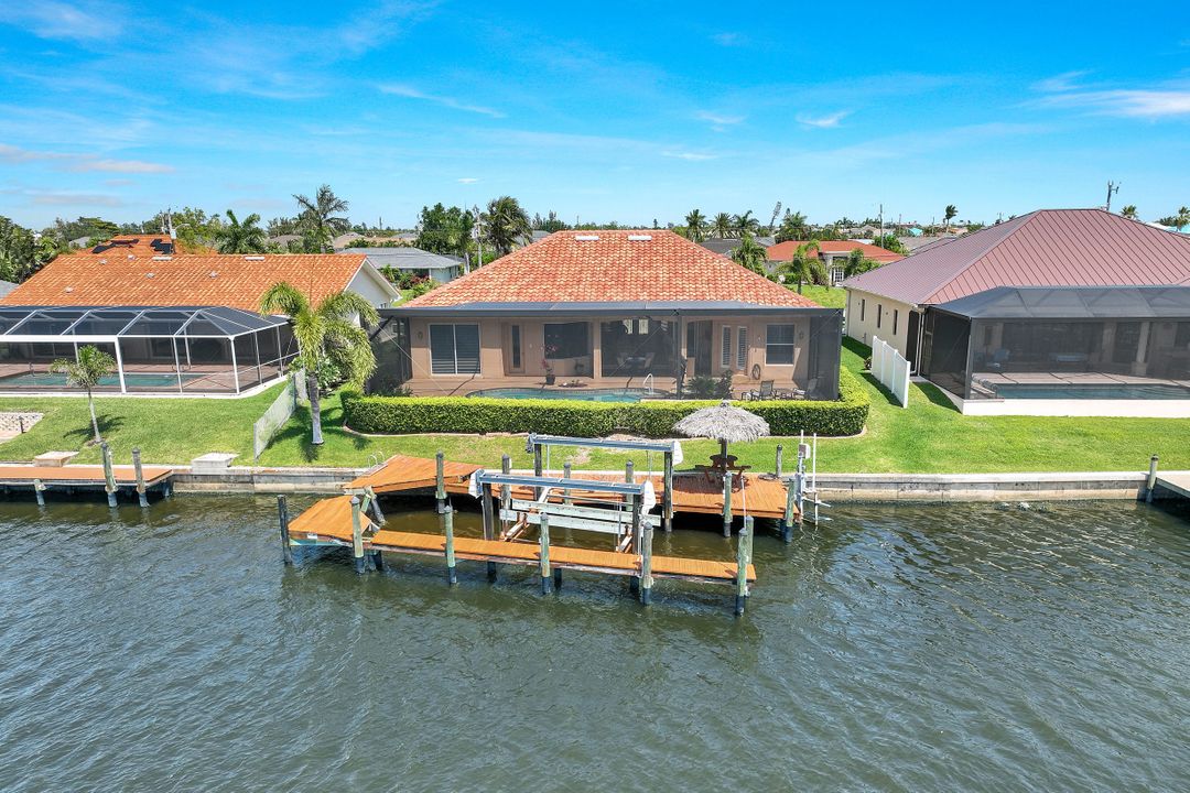 1112 SW 43rd St, Cape Coral, FL 33914