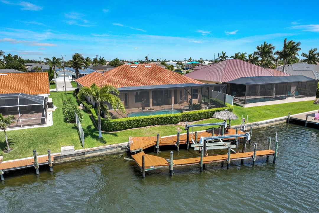 1112 SW 43rd St, Cape Coral, FL 33914