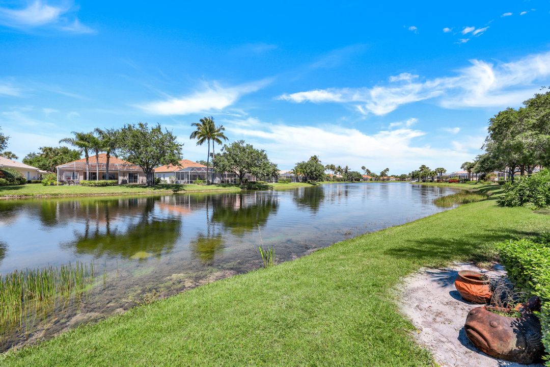 2918 Gilford Way, Naples, FL 34119