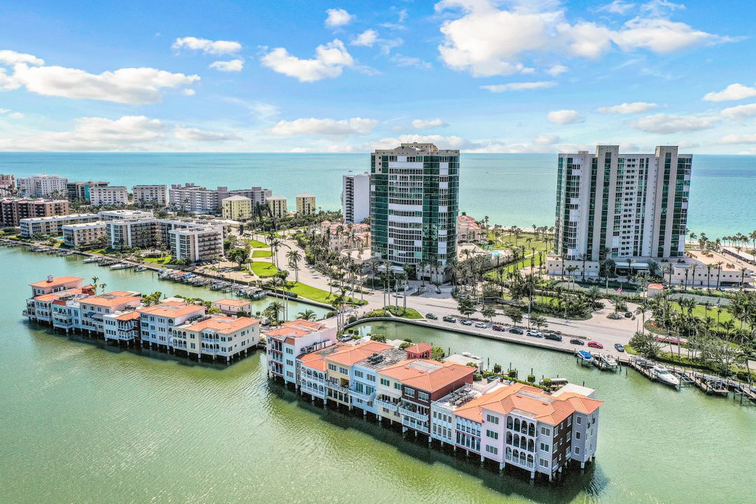 4000 Gulf Shore Blvd N #2500, Naples, FL 34103