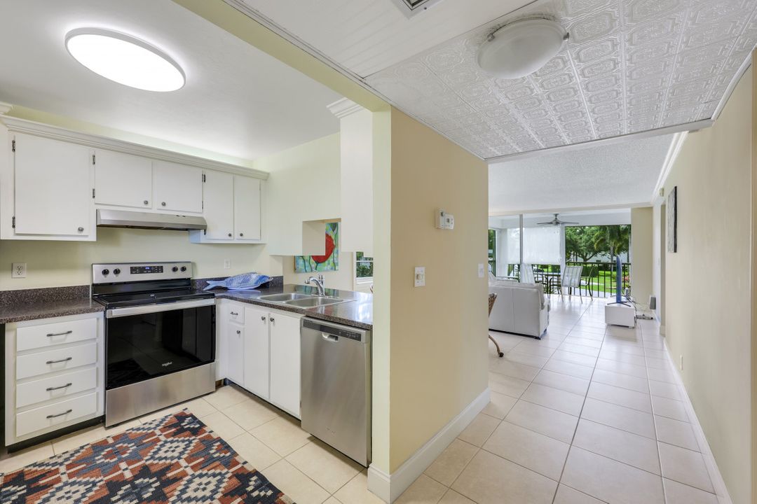 1057 Forest Lakes Dr #209, Naples, FL 34105