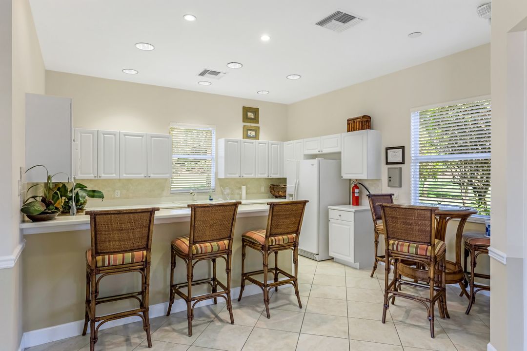 10362 Autumn Breeze Dr #202, Bonita Springs, FL 34135