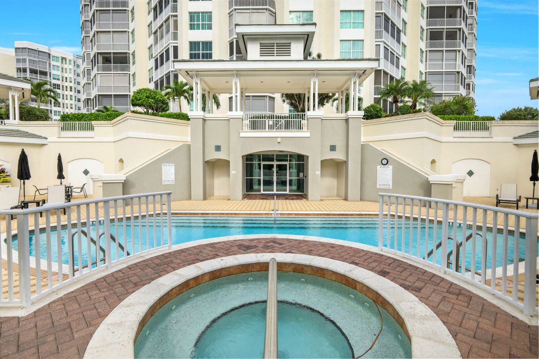 300 Dunes Blvd #803, Naples, FL 34110