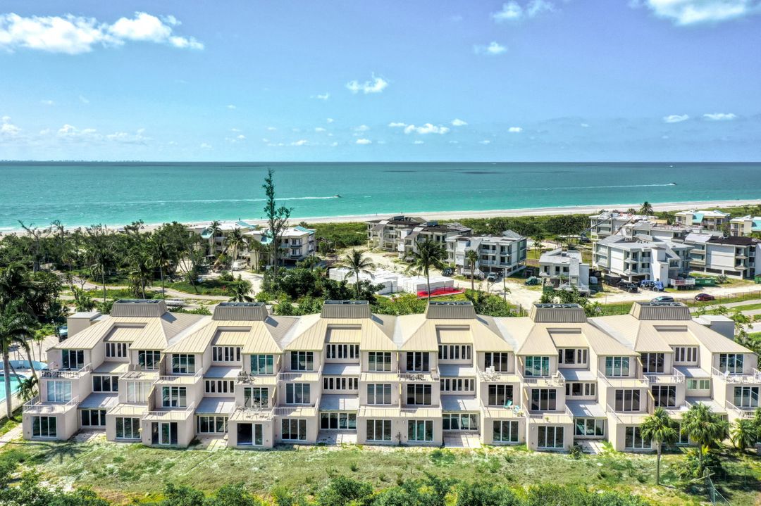 200 Periwinkle Way #114, Sanibel, FL 33957