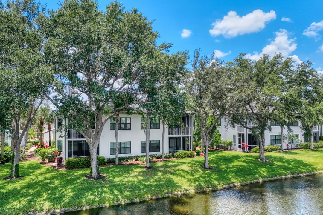 2390 Ravenna Blvd  #101, Naples, FL 34109