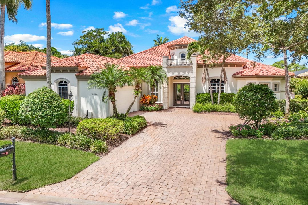 28643 Via D Arezzo Dr, Bonita Springs, FL 34135