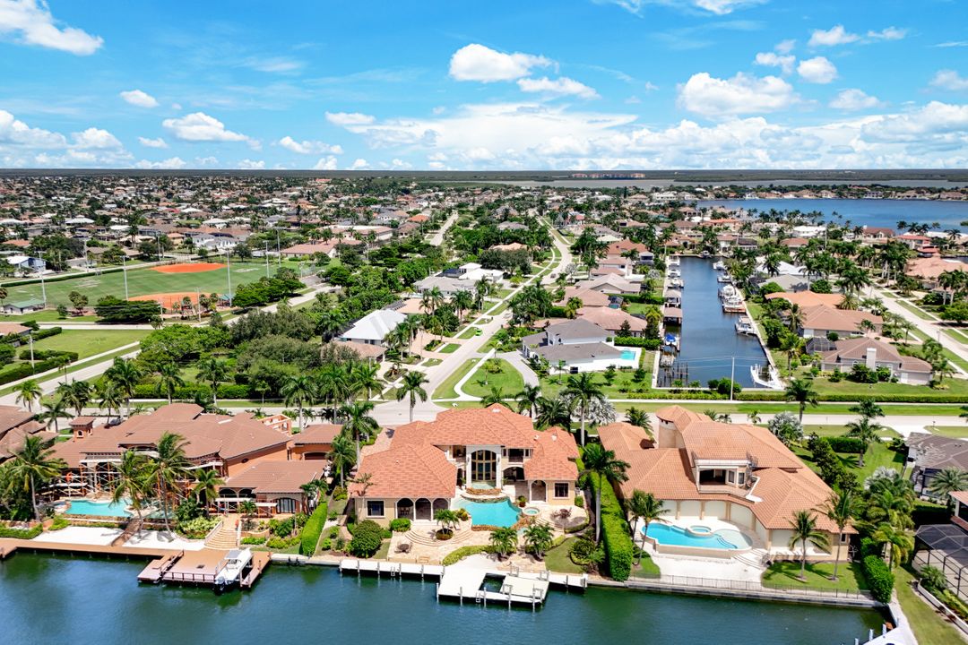 580 S Heathwood Dr, Marco Island, FL 34145