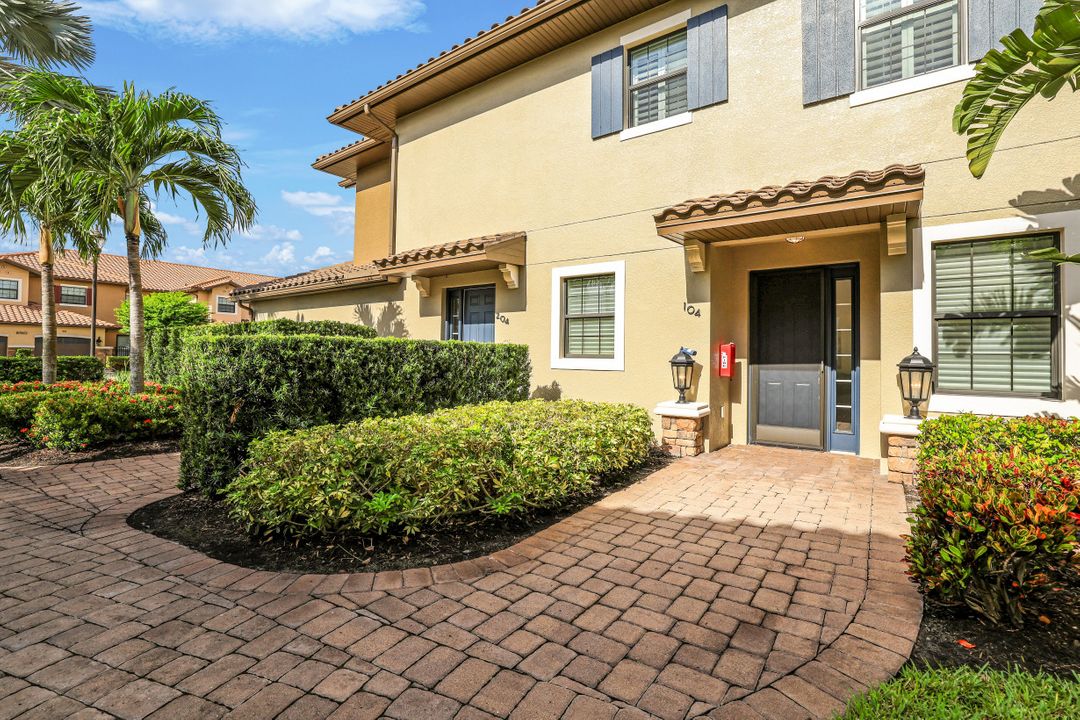 8761 Bellano Ct  #104, Naples, FL 34119