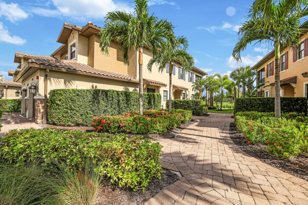 8761 Bellano Ct  #104, Naples, FL 34119