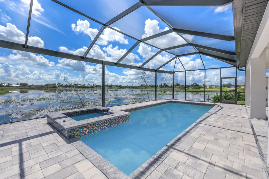 306 NW 13th St, Cape Coral, FL 33993