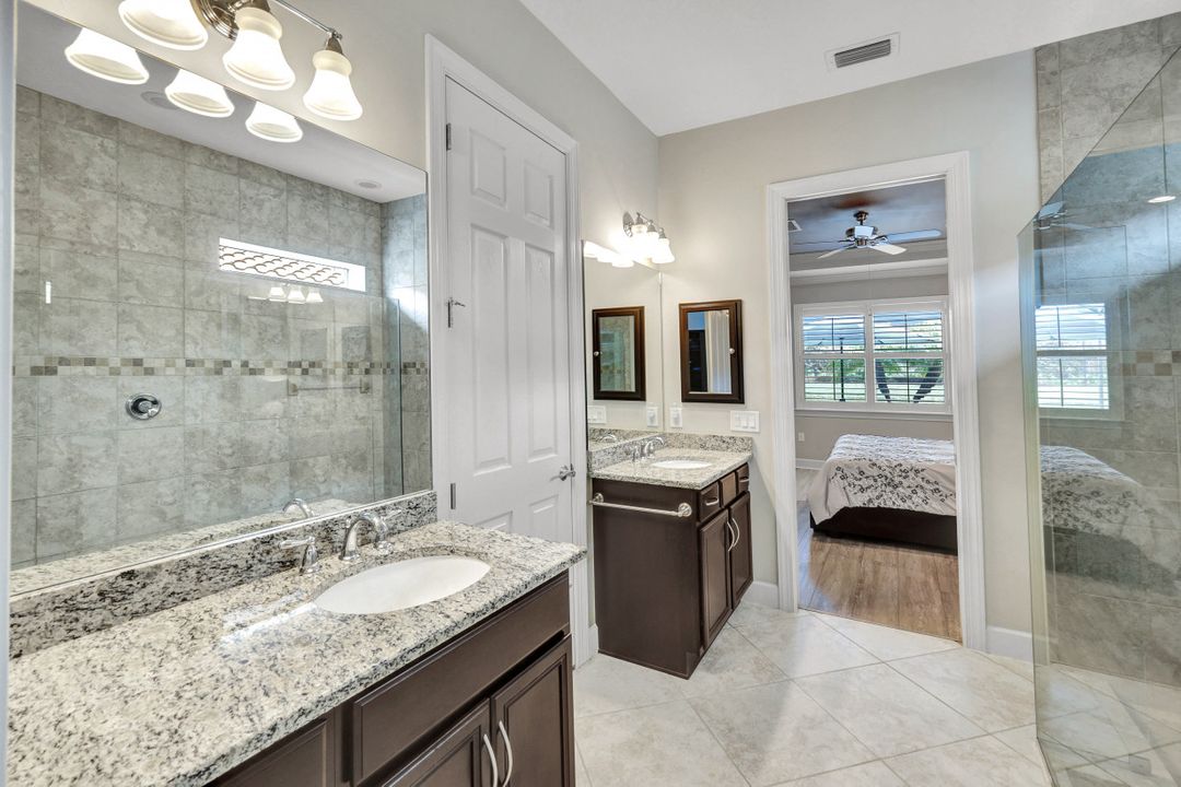 9093 Siesta Bay Dr, Naples, FL 34120