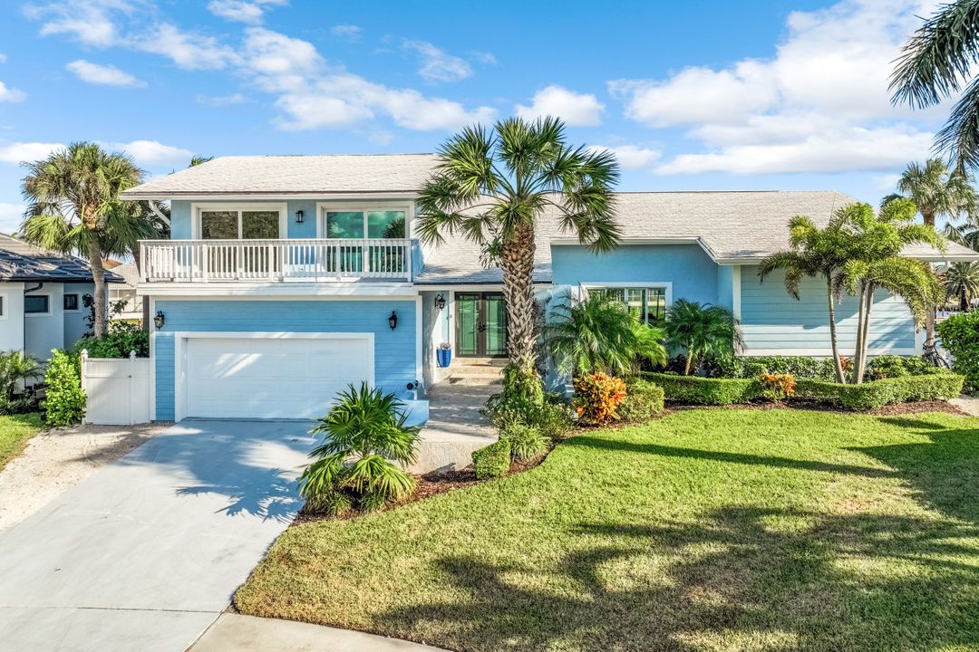 309 Waterleaf Ct, Marco Island, FL 34145