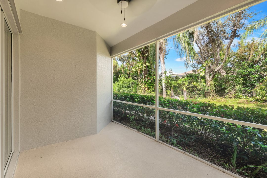 3184 Sundance Cir, Naples, FL 34109