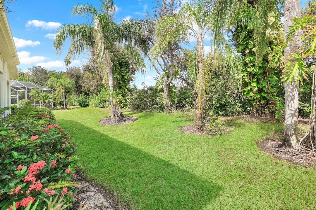 3184 Sundance Cir, Naples, FL 34109