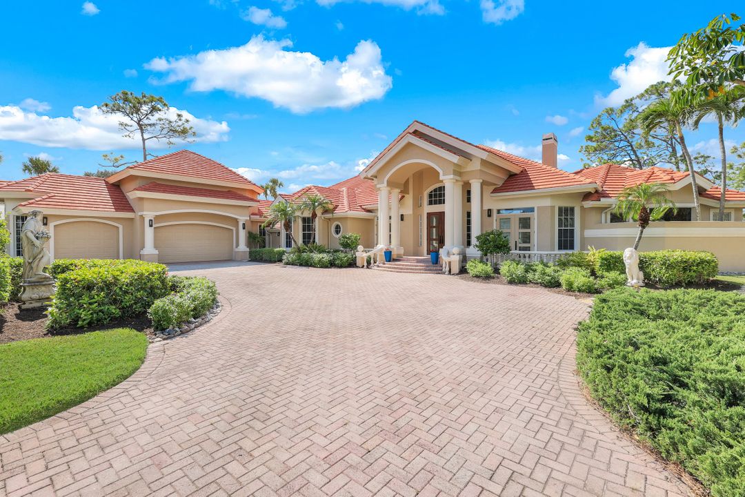 13157 Pond Apple Dr E, Naples, FL 34119