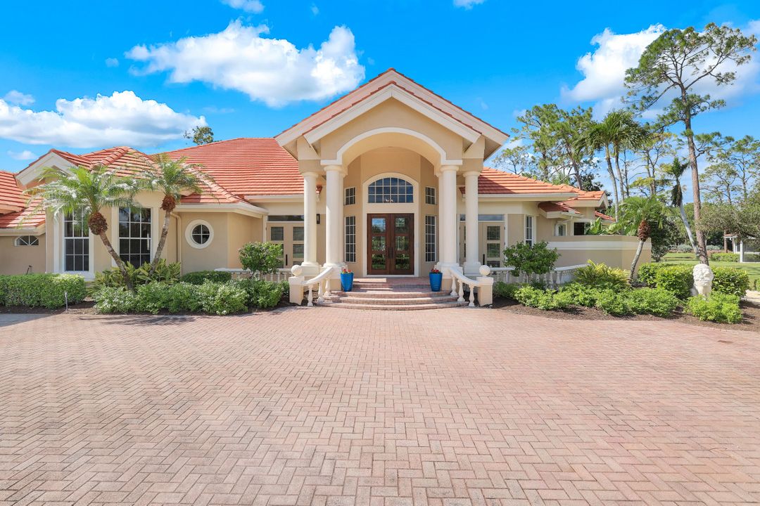 13157 Pond Apple Dr E, Naples, FL 34119