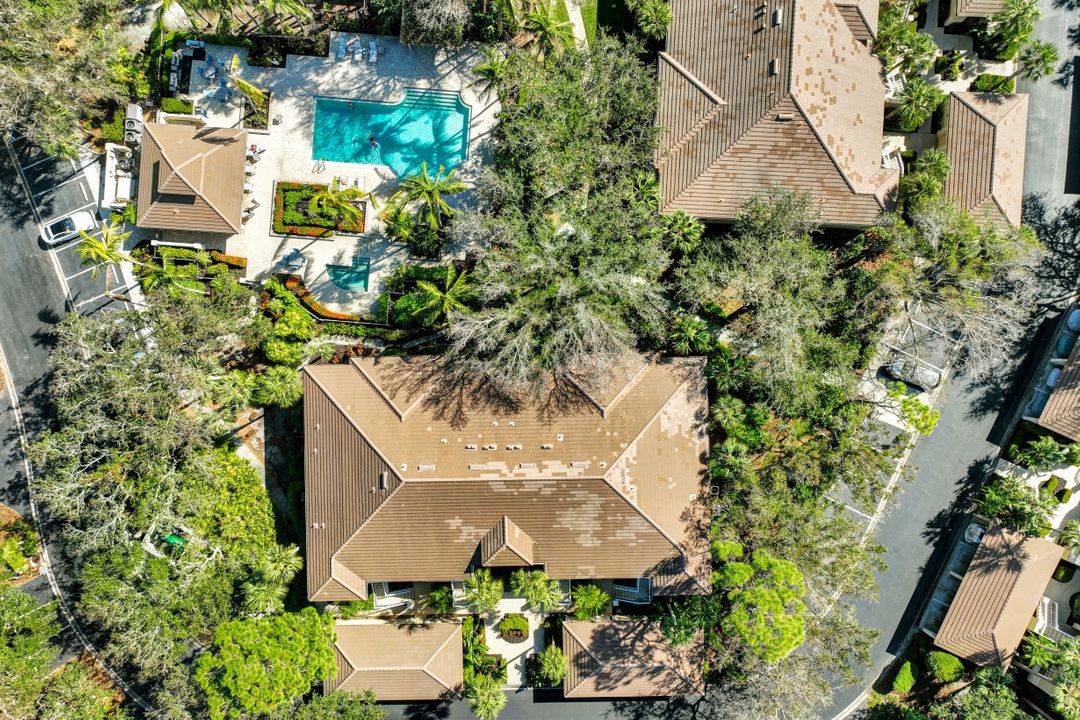 4160 Sawgrass Point Dr  #204, Bonita Springs, FL 34134