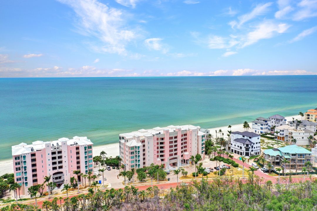 262 Barefoot Beach Blvd #204, Bonita Springs, FL 34134