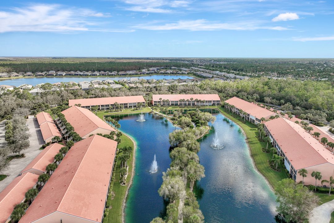 6710 Beach Resort Dr  #16, Naples, FL 34114