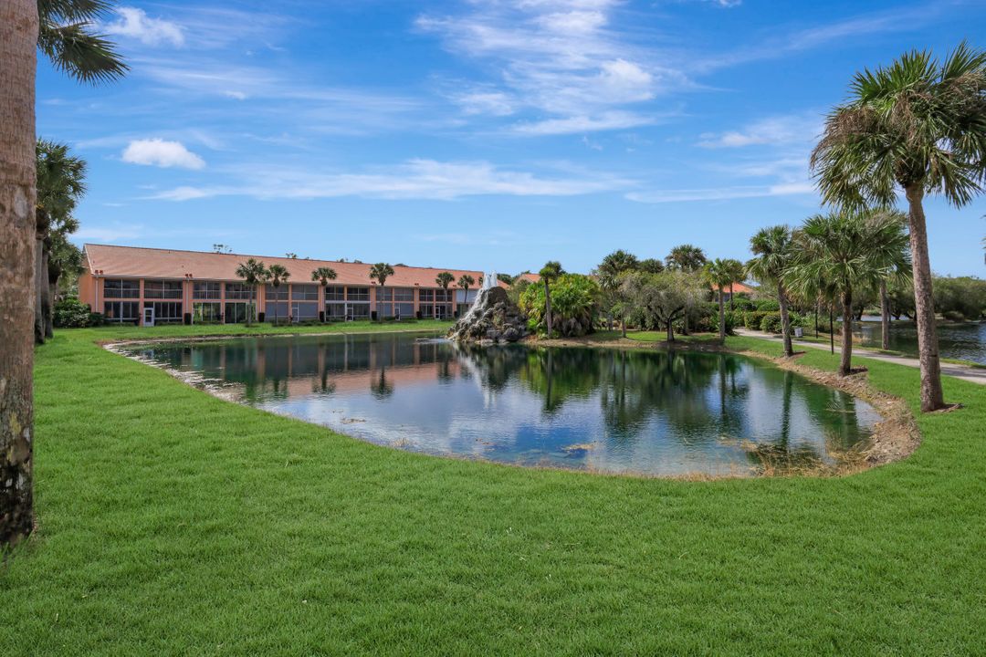 6710 Beach Resort Dr  #16, Naples, FL 34114