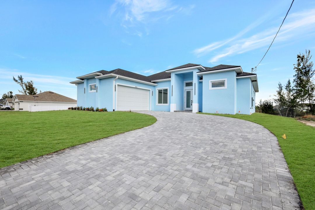 3445 NE 21st Ave, Cape Coral, FL 33909