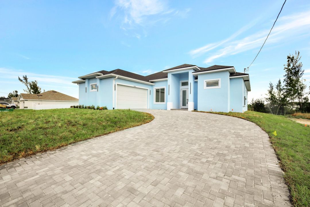 3445 NE 21st Ave, Cape Coral, FL 33909