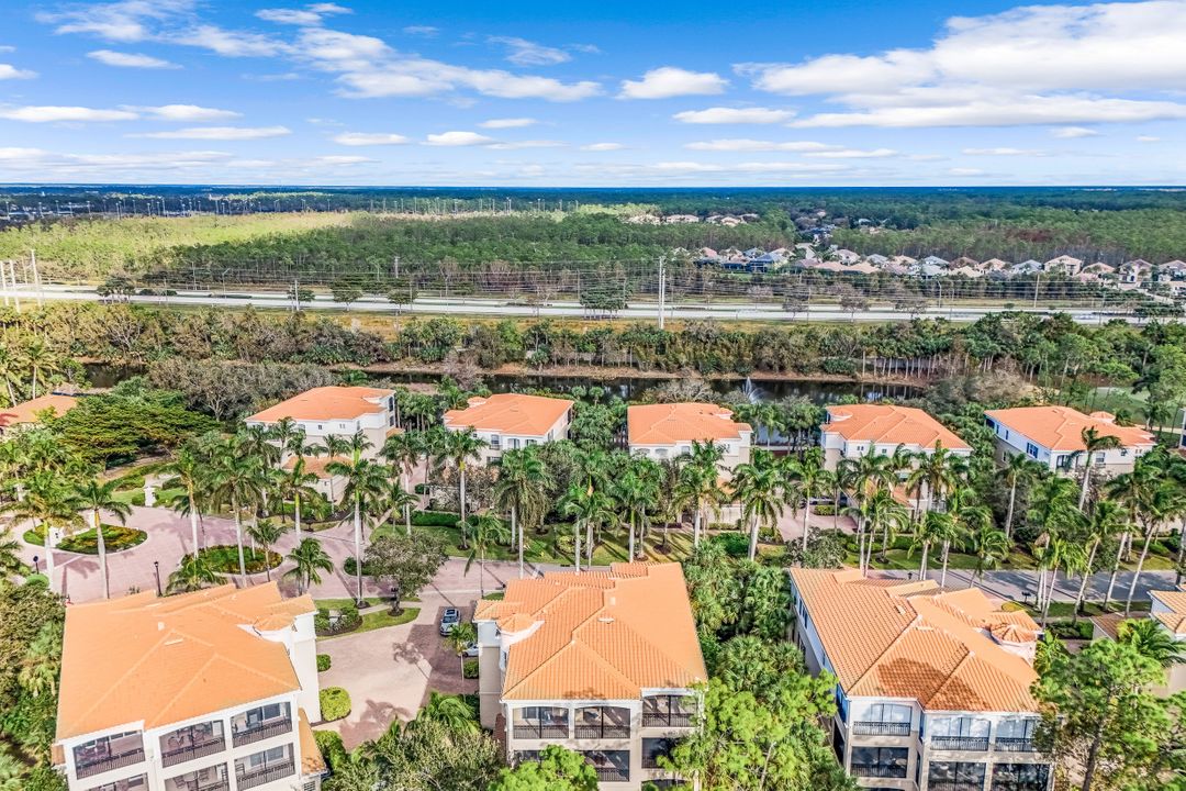 2859 Tiburon Blvd E #101, Naples, FL 34109