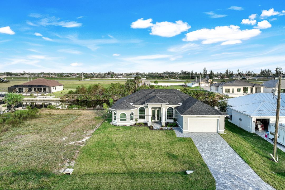 1225 NW 33rd Ave, Cape Coral, FL 33993