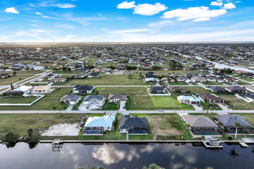 1225 NW 33rd Ave, Cape Coral, FL 33993