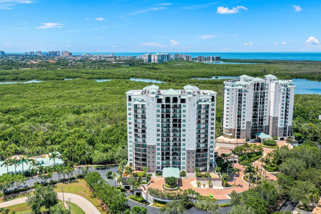 455 Cove Tower Dr #902, Naples, FL 34110