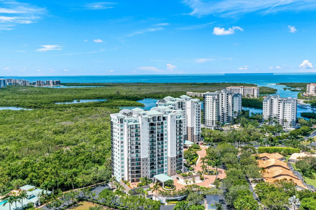 455 Cove Tower Dr #902, Naples, FL 34110