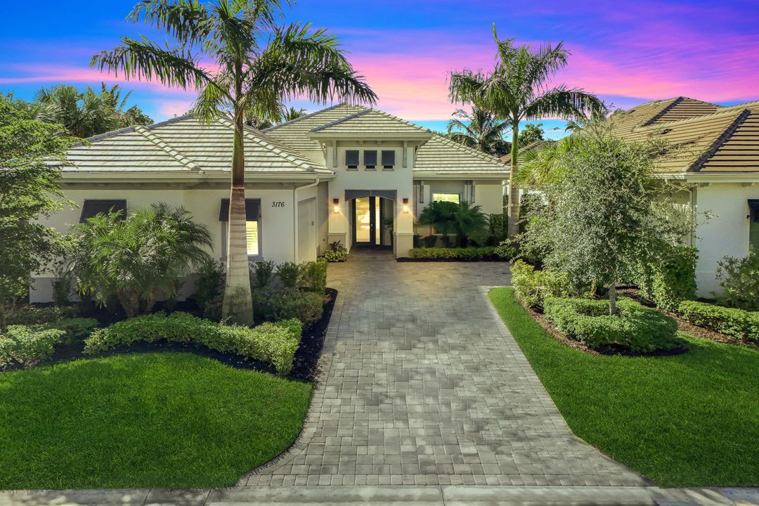 3176 Capistrano Lane, Naples, FL 34114