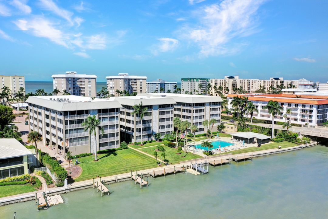 2880 Gulf Shore Blvd N #107, Naples, FL 34103