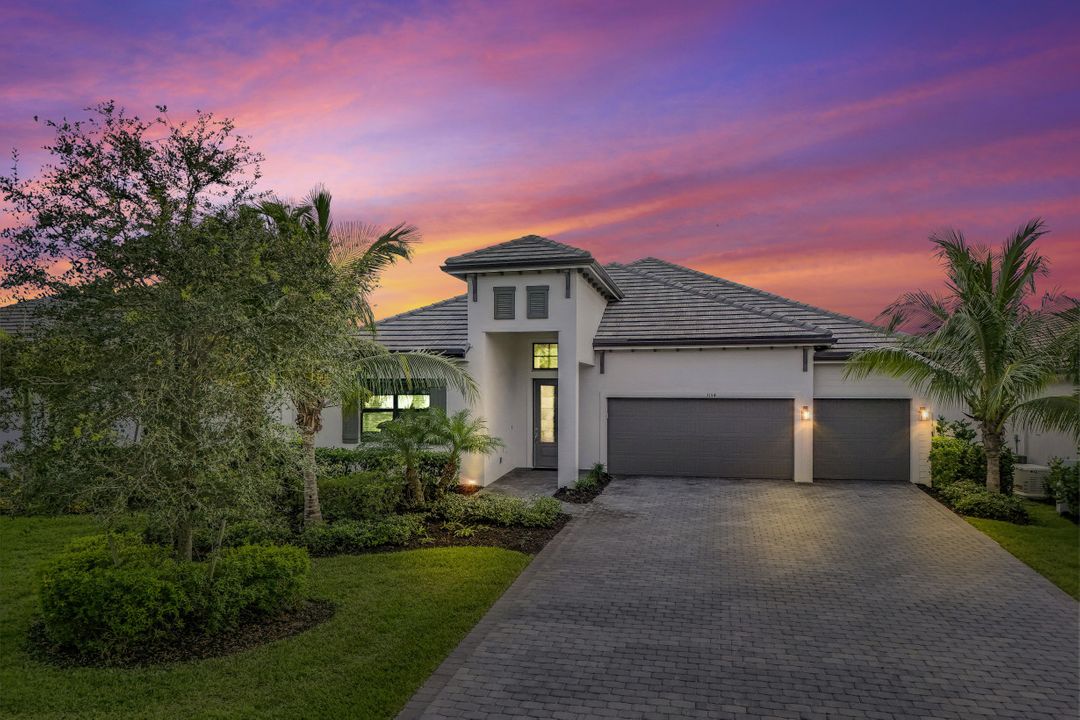 3154 Heather Glen Ct, Naples, FL 34114